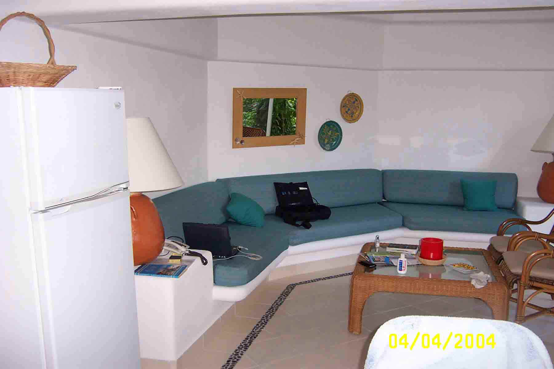 MexAcom1.jpg (58244 bytes)
