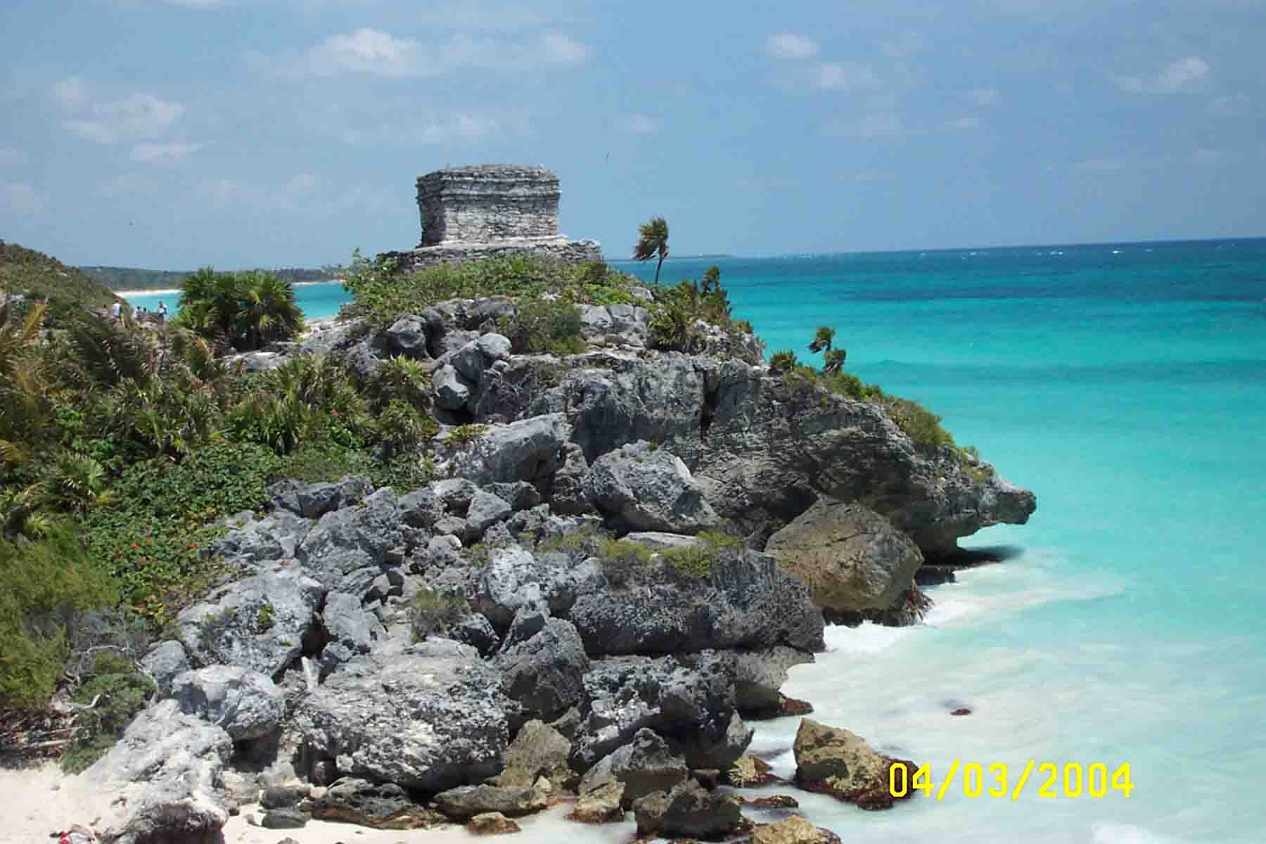 MexTulum1.jpg (105858 bytes)
