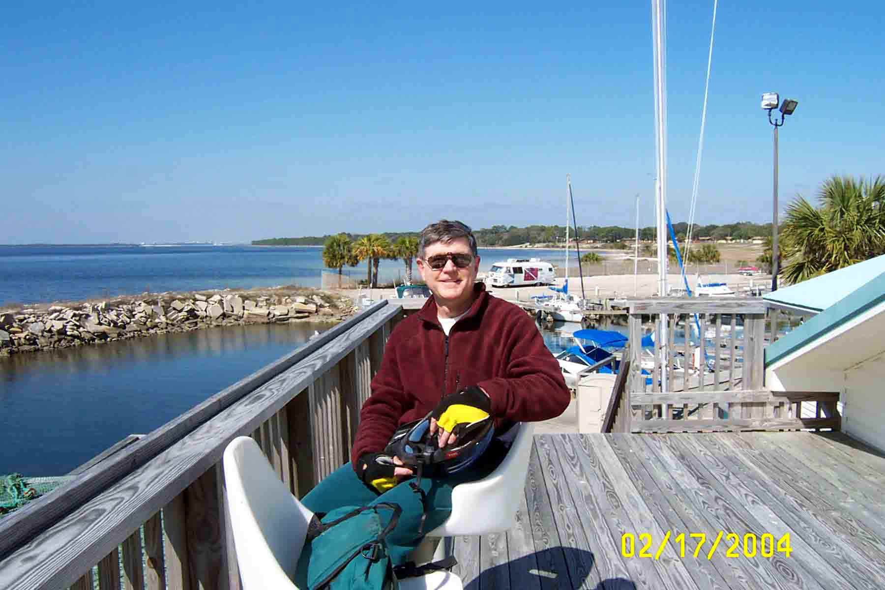 YatchClub@Tyndall2004.jpg (98511 bytes)